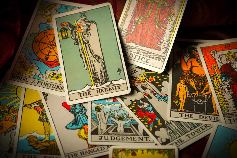 The Hermit Tarot Card Meaning.